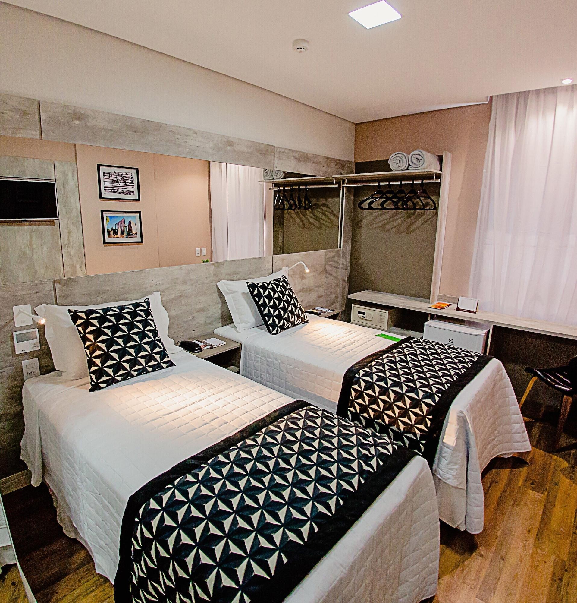 Bristol Vicosa Hotel Zewnętrze zdjęcie