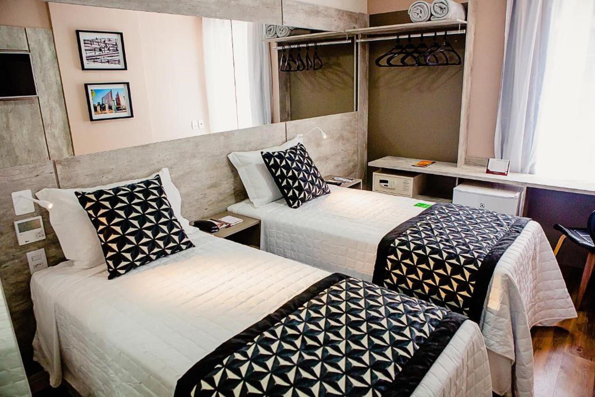 Bristol Vicosa Hotel Zewnętrze zdjęcie