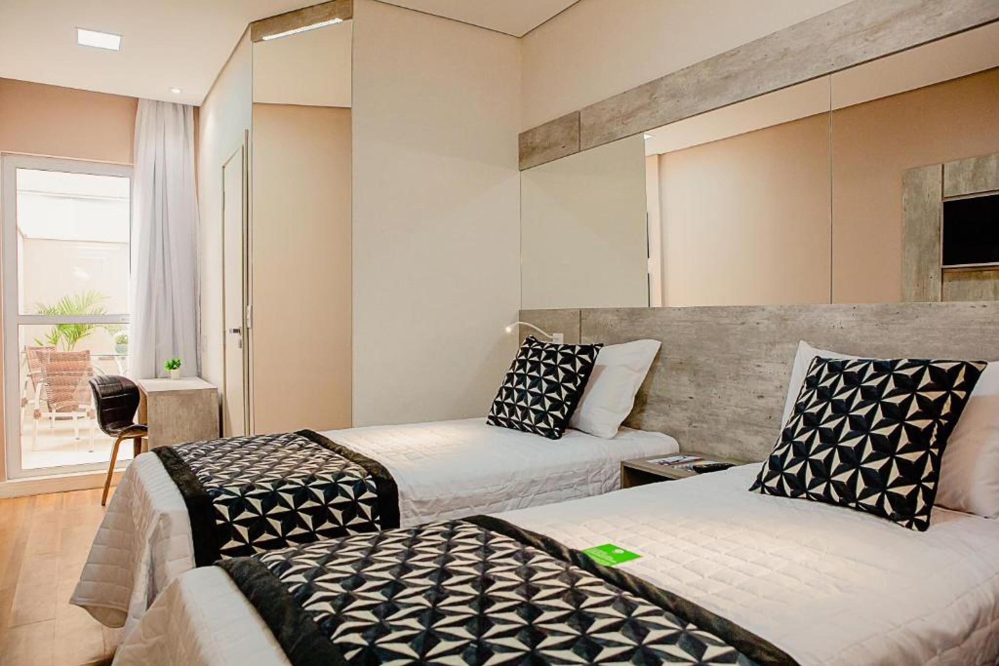 Bristol Vicosa Hotel Zewnętrze zdjęcie