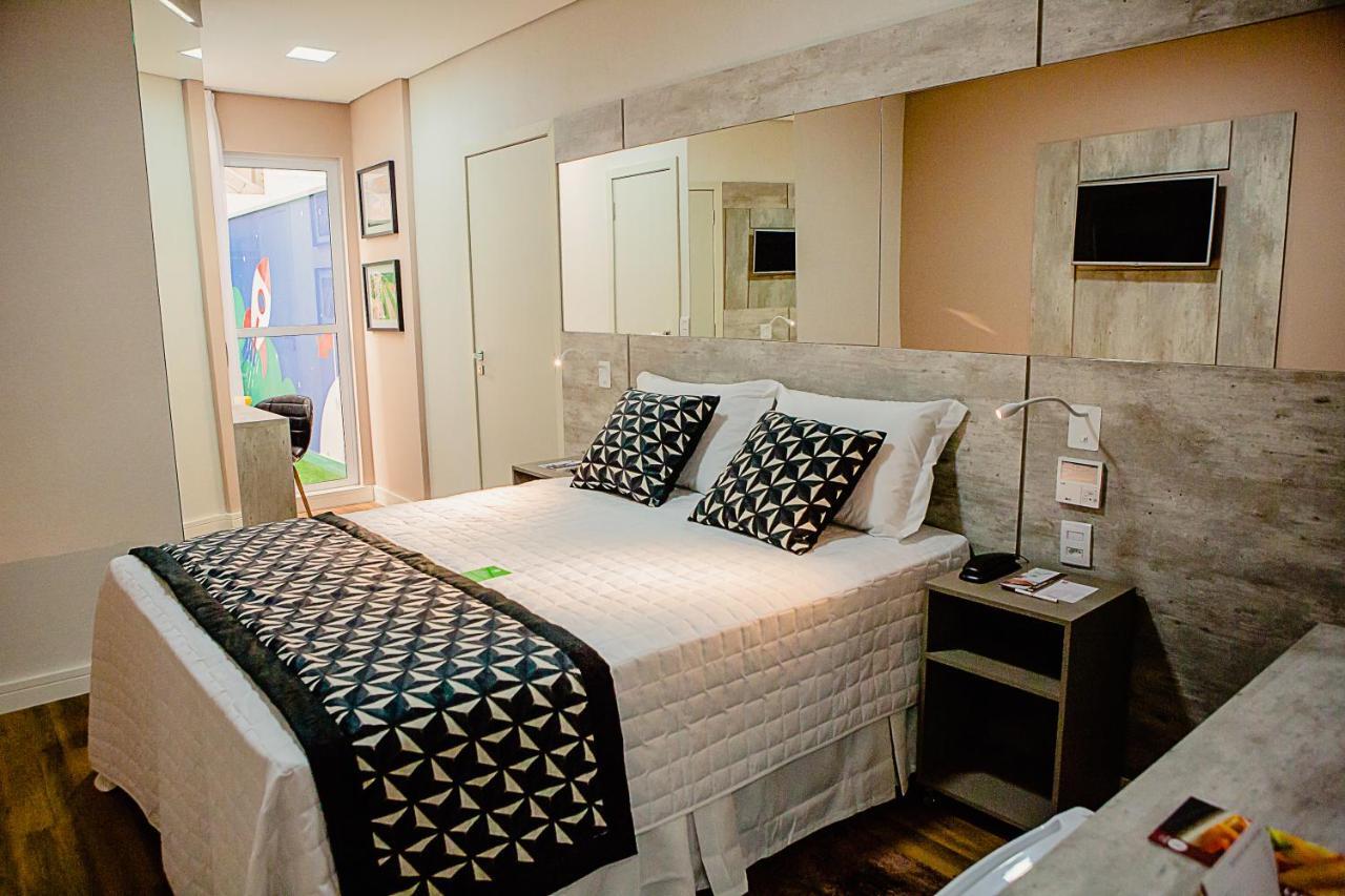 Bristol Vicosa Hotel Zewnętrze zdjęcie